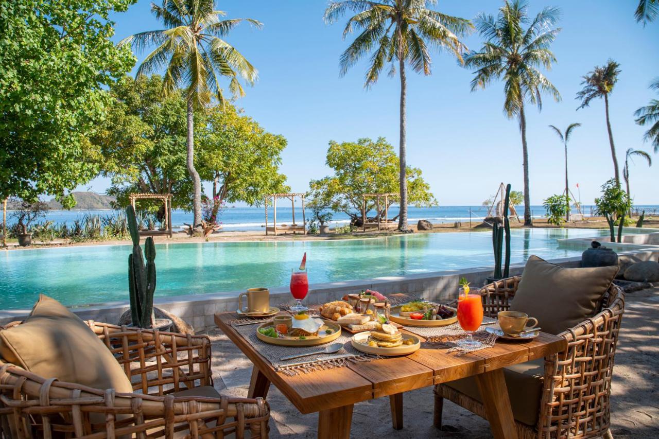 Bleu Mathis Gili Asahan Extérieur photo