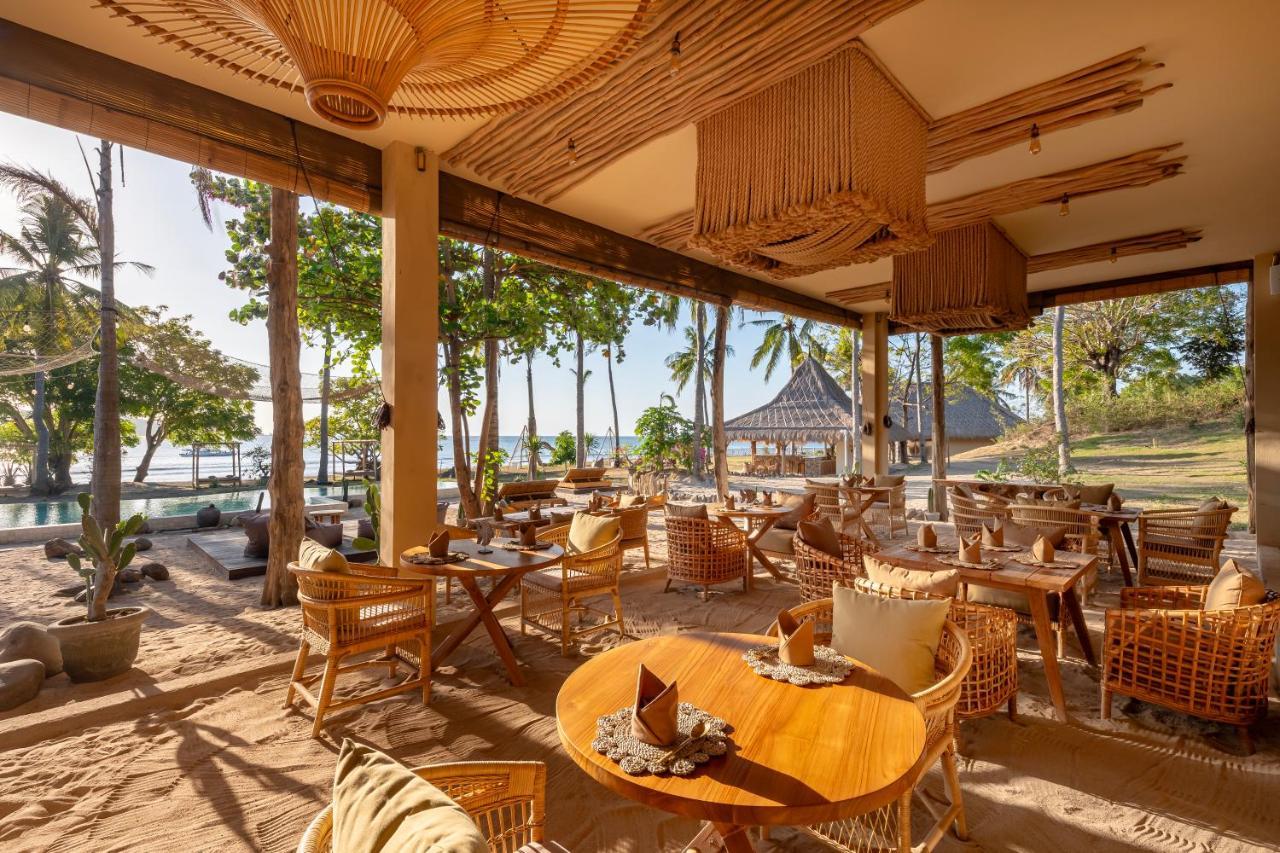 Bleu Mathis Gili Asahan Extérieur photo