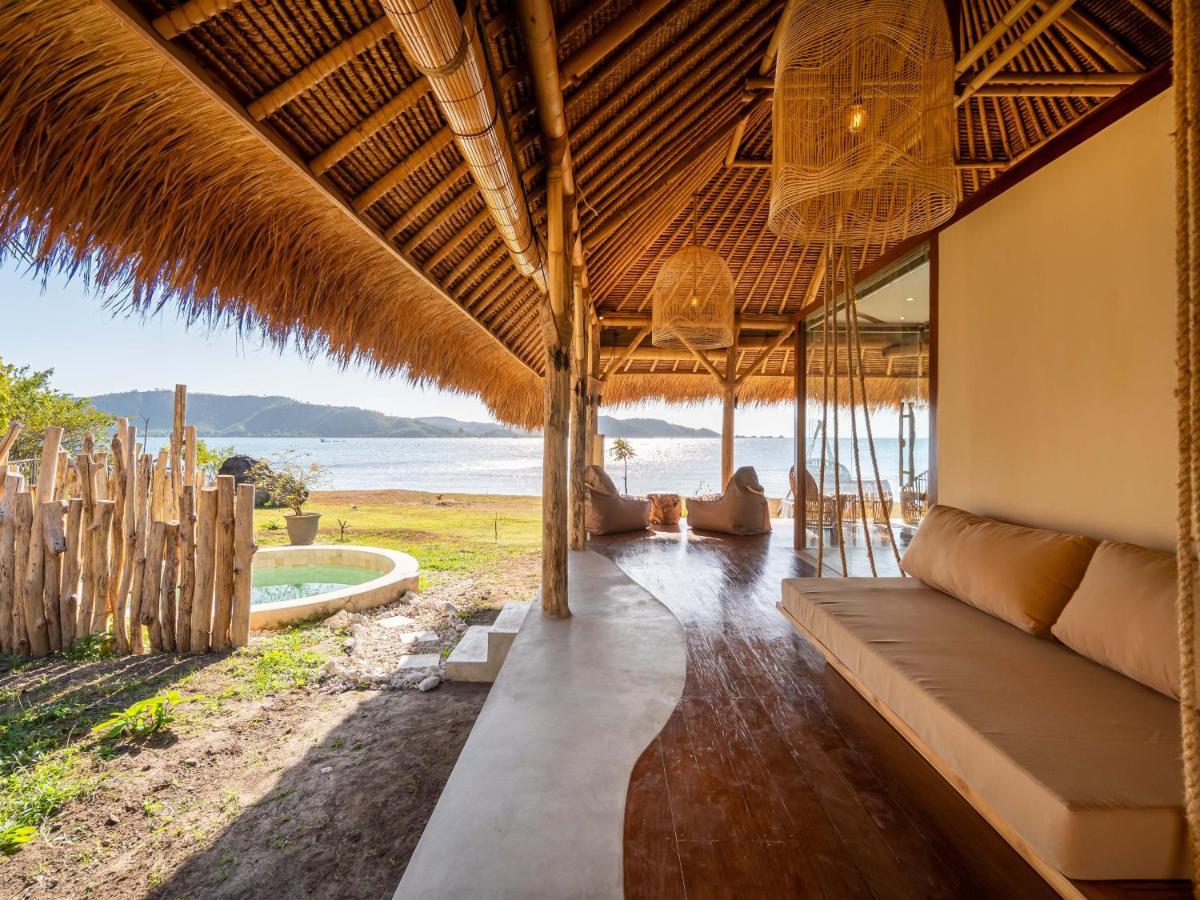 Bleu Mathis Gili Asahan Extérieur photo