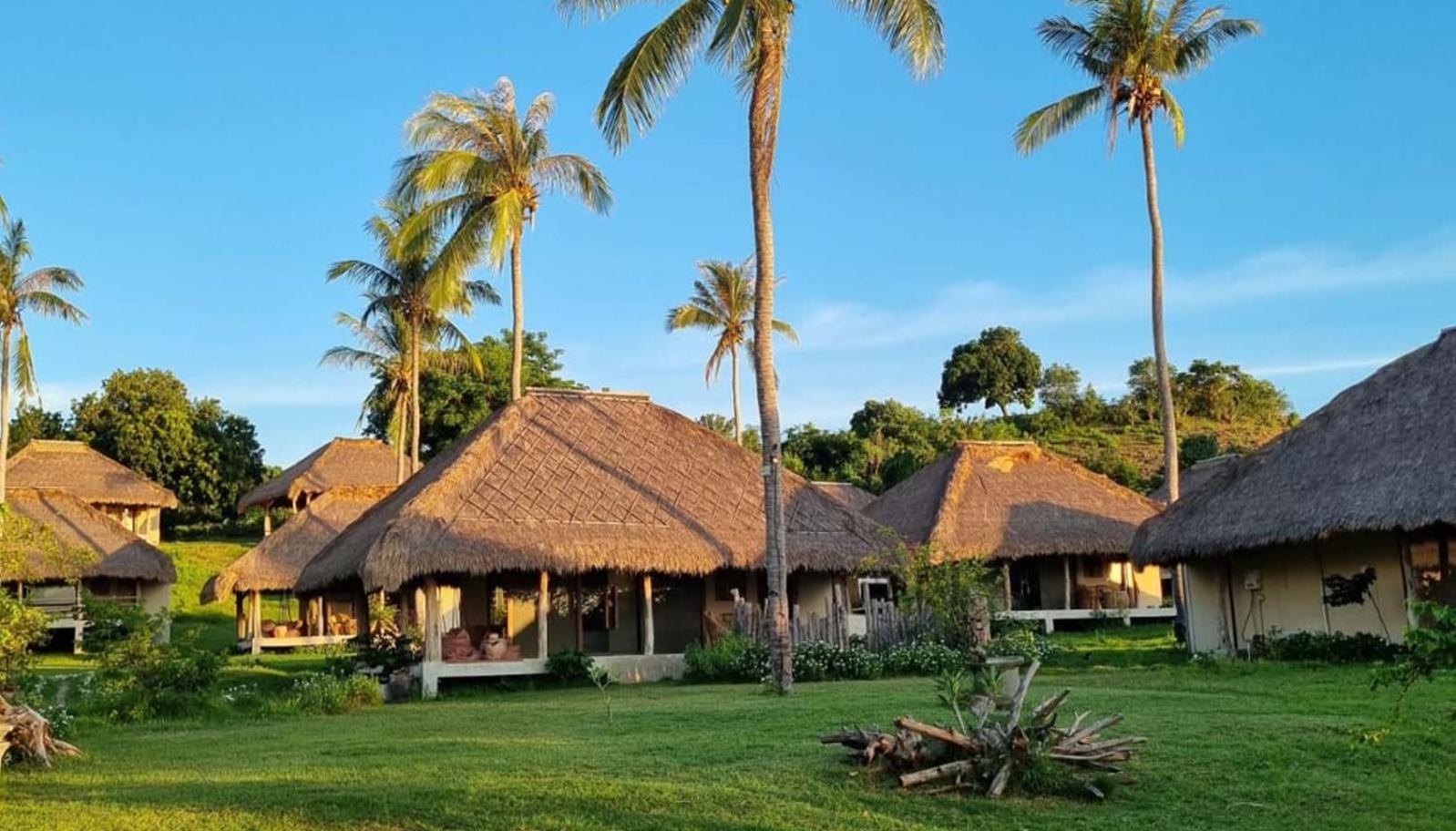 Bleu Mathis Gili Asahan Extérieur photo